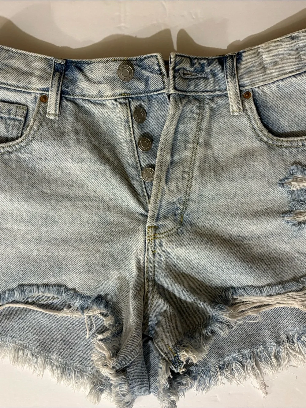 PacSun Women's High Rise Festival Light Wash Denim Cut Off Shorts 26 Button